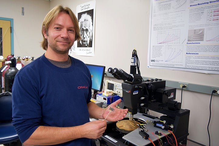 Professor Igor Paprotny, UIC ECE researcher